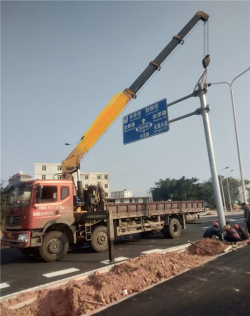安徽设备吊装租赁吊车要用多大吊车