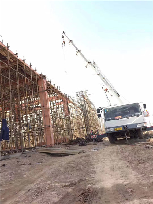 安徽25 吨、50 吨吊车怎么选？多大重量 / 半径适合对应车型？